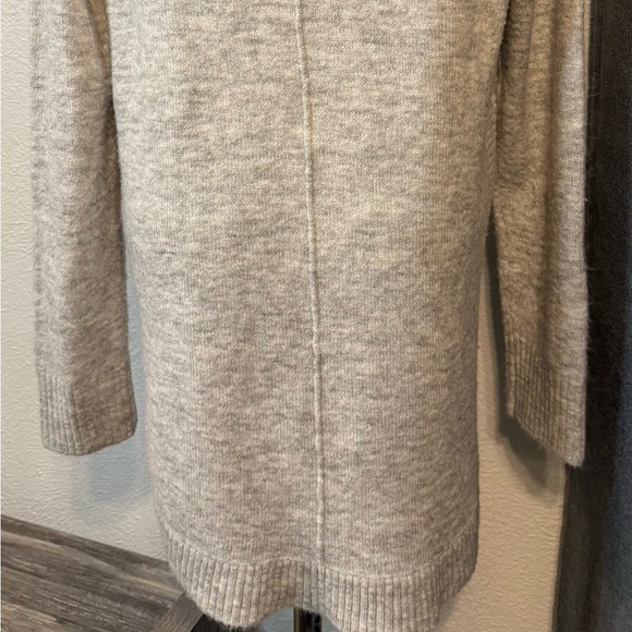 Marled Reunited Snuggly Soft Cowl Neck Sweater | Light Gray & White | Size L - Picture 6 of 7